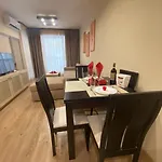 Argisht 647 Apartamento Golden Sands