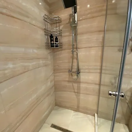 Argisht 647 * גולדן סנדס